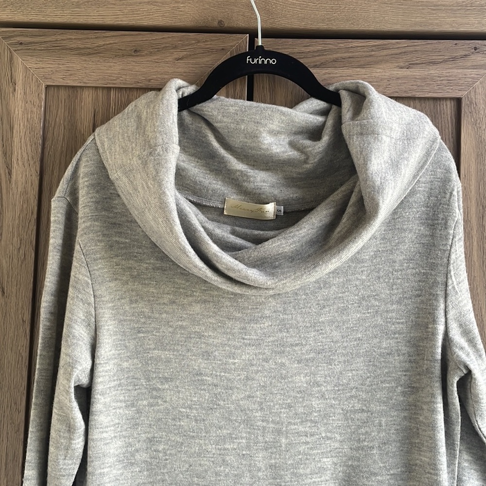 NWOT Cowl Neck oversized sweater dress - Picture 3 of 4